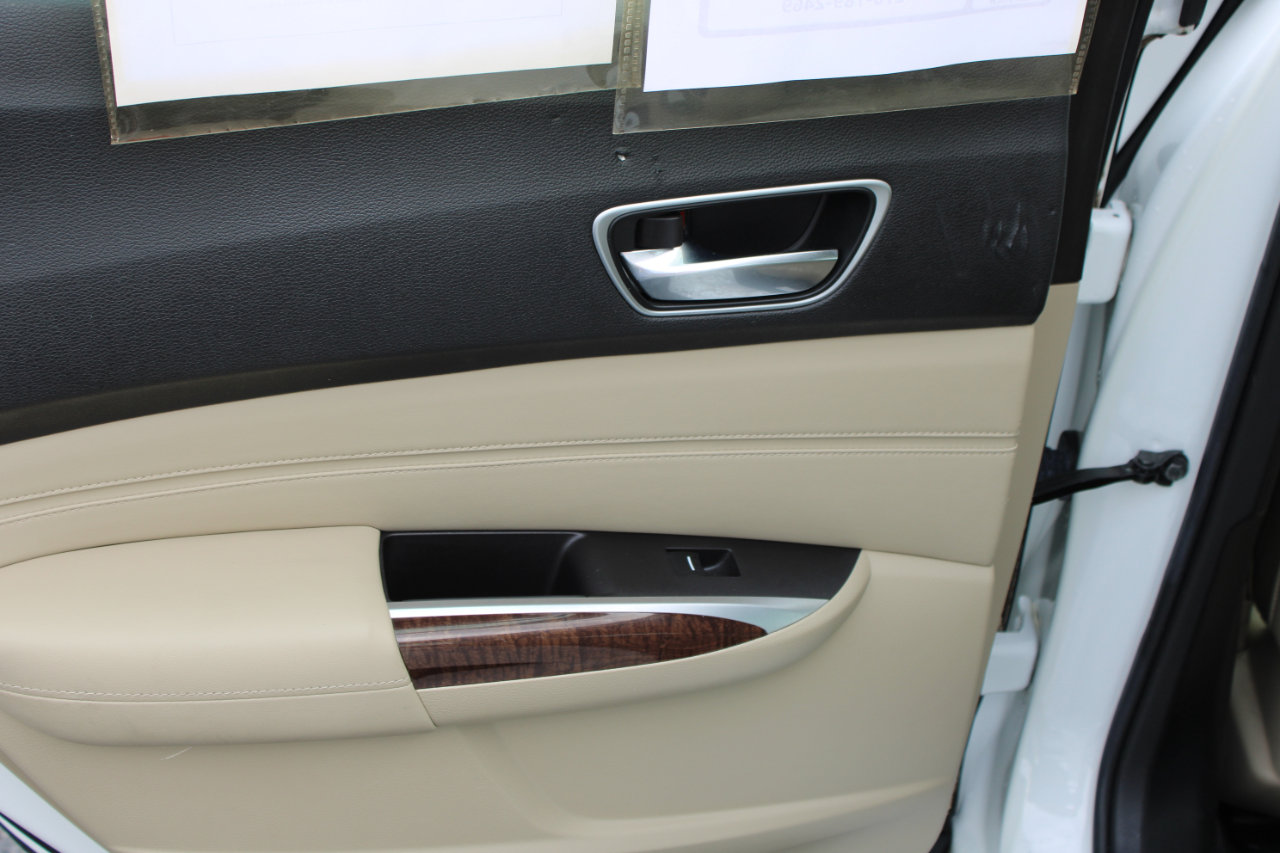 Used 2018 Acura TLX image 32