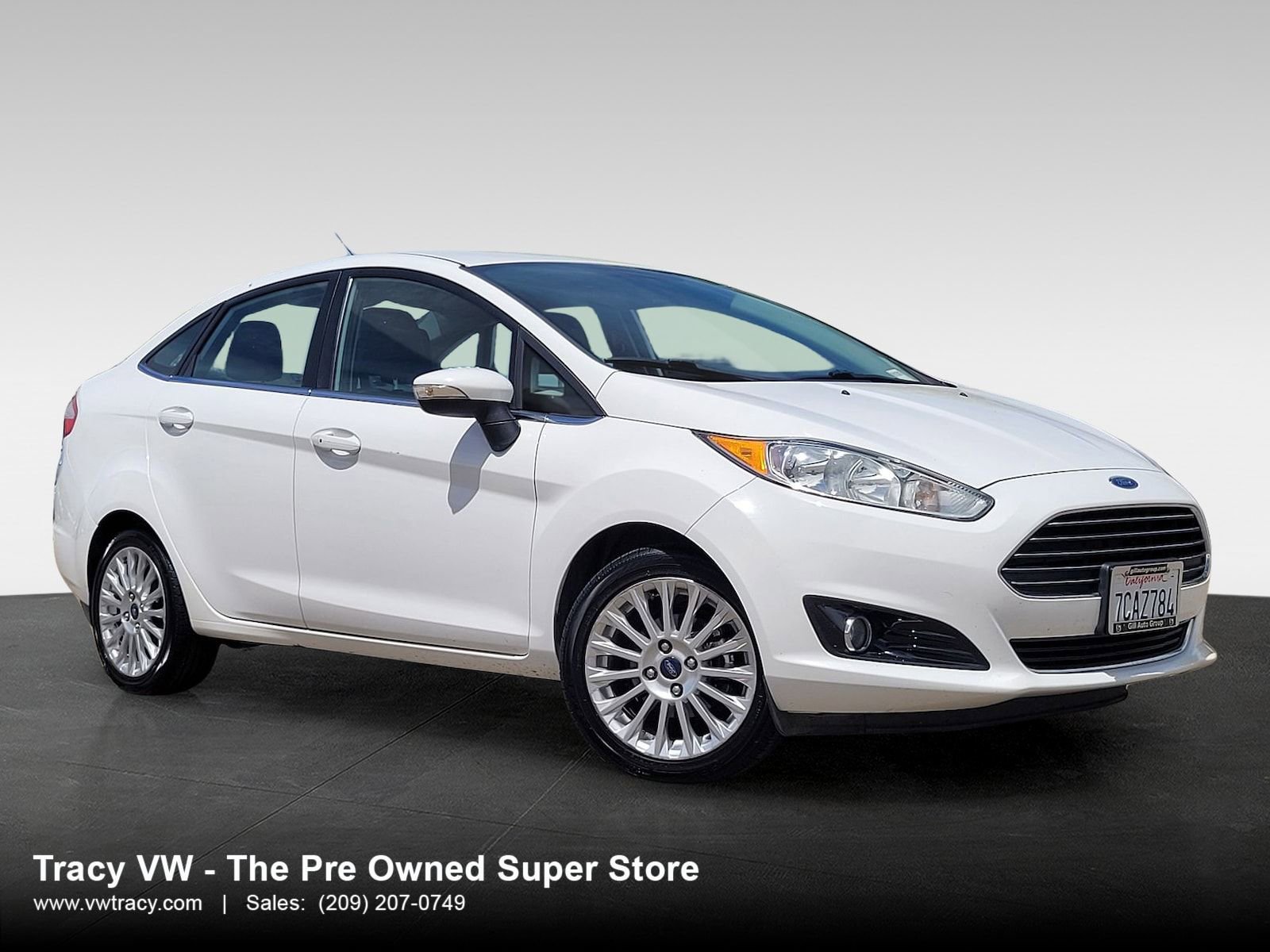 Used 2014 Ford Fiesta Titanium FWD image 1