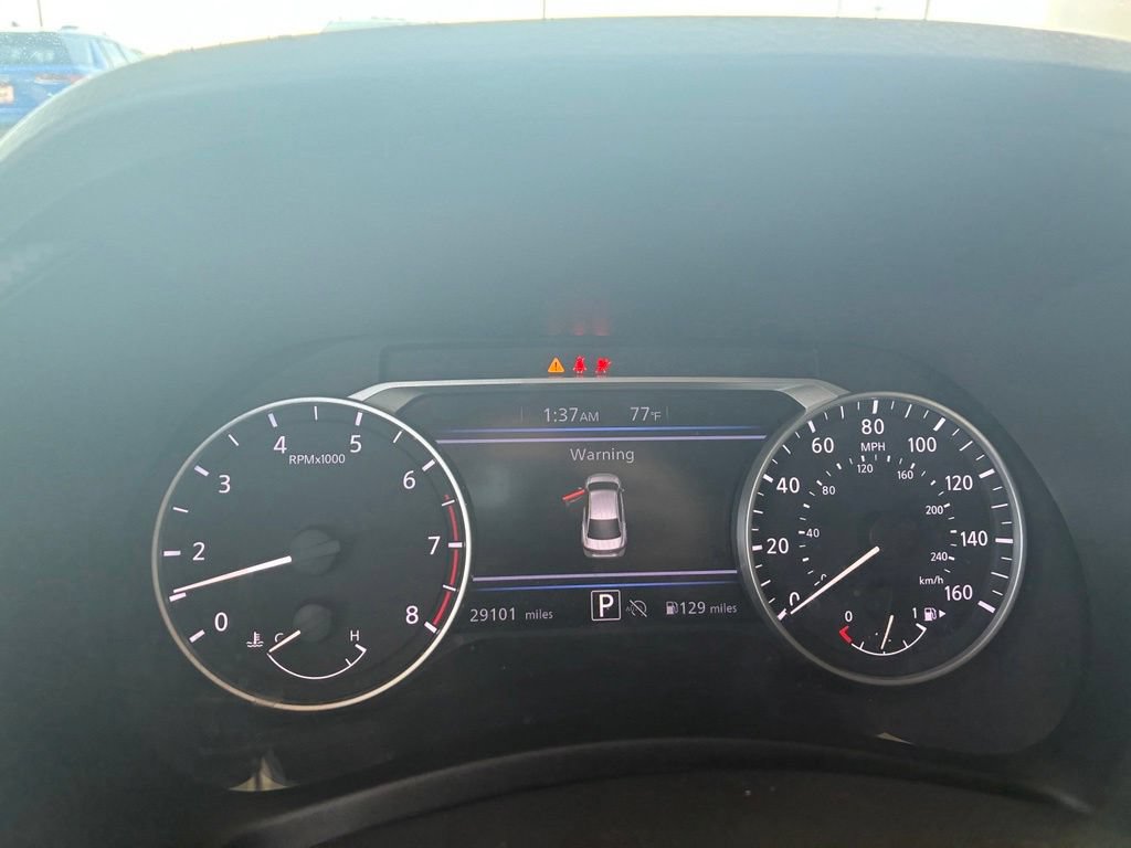 Used 2025 Nissan Sentra SV FWD image 9