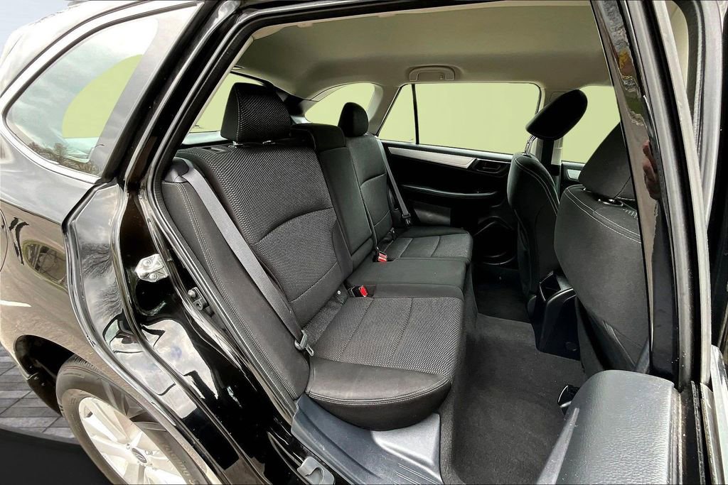 Used 2019 Subaru Outback 2.5i image 24