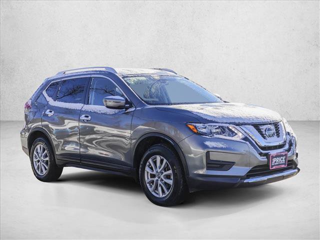 Used 2019 Nissan Rogue SV image 3
