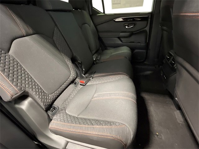 New 2025 Honda Pilot Sport image 29