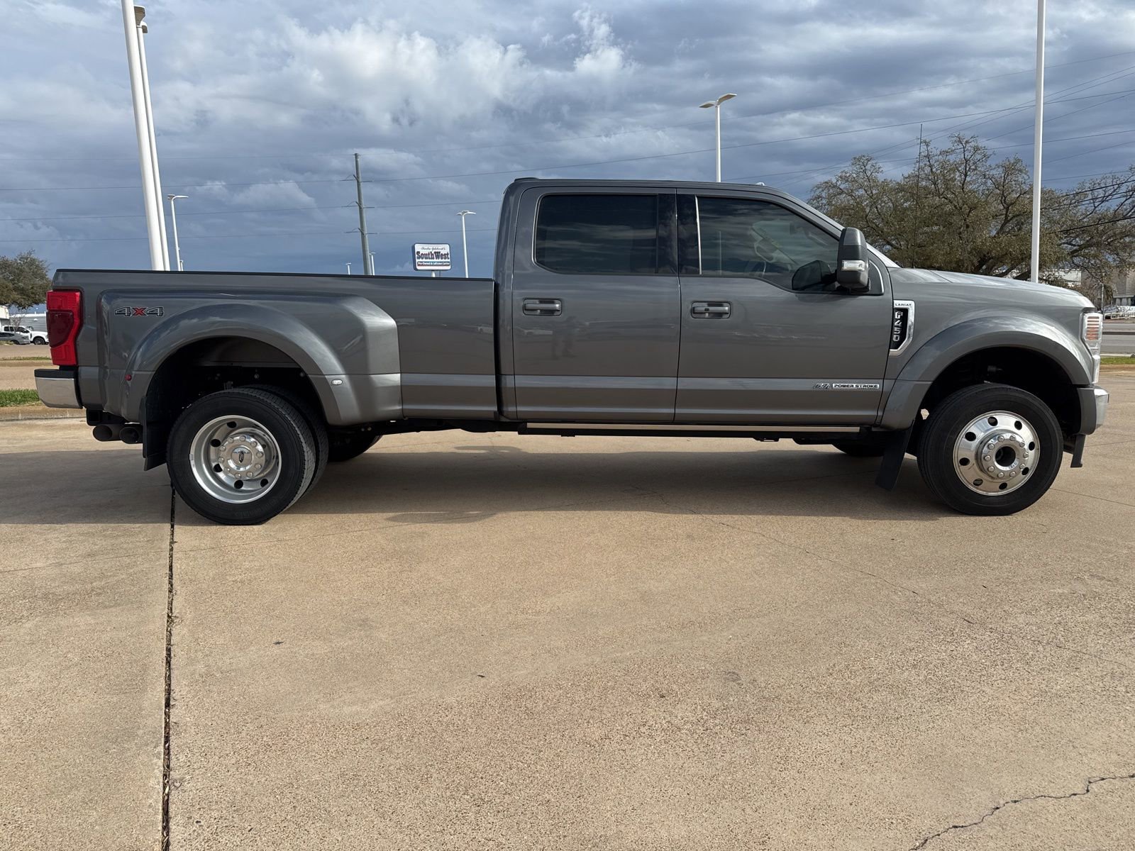 Used 2021 Ford F450 Lariat w/ Lariat Ultimate Package image 8
