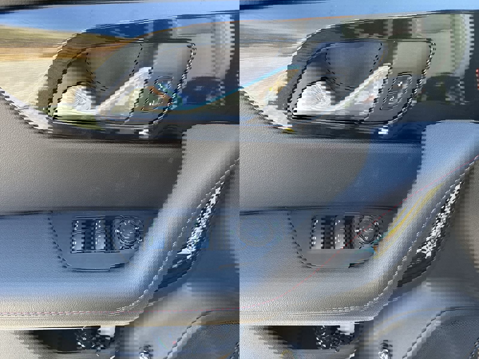 New 2025 Chevrolet Blazer RS w/ Driver Confidence II Package FWD image 16