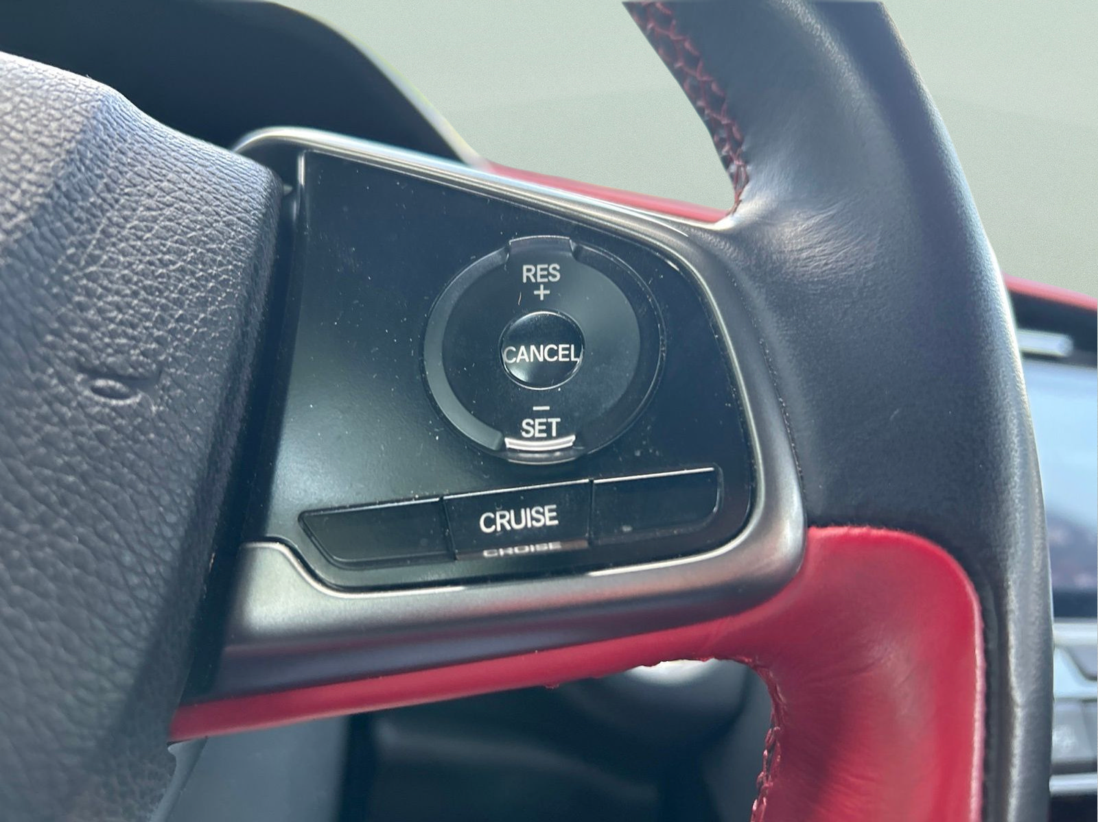 Used 2017 Honda Civic Type R image 16
