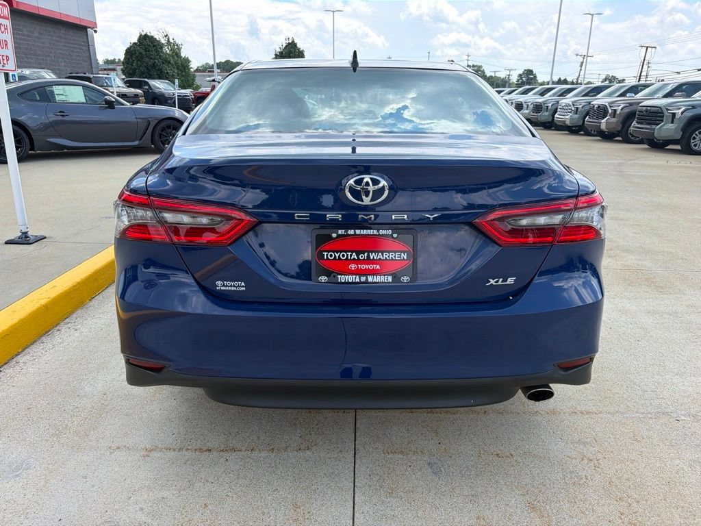Used 2023 Toyota Camry XLE w/ Navigation Package FWD image 6