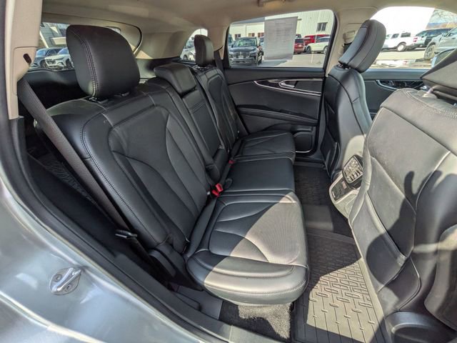 Used 2022 Lincoln Nautilus Reserve image 22