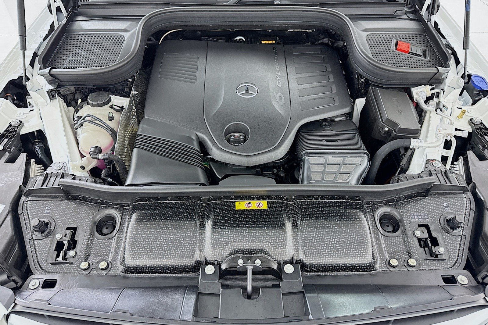 New 2026 Mercedes-Benz GLS 450 4MATIC image 11
