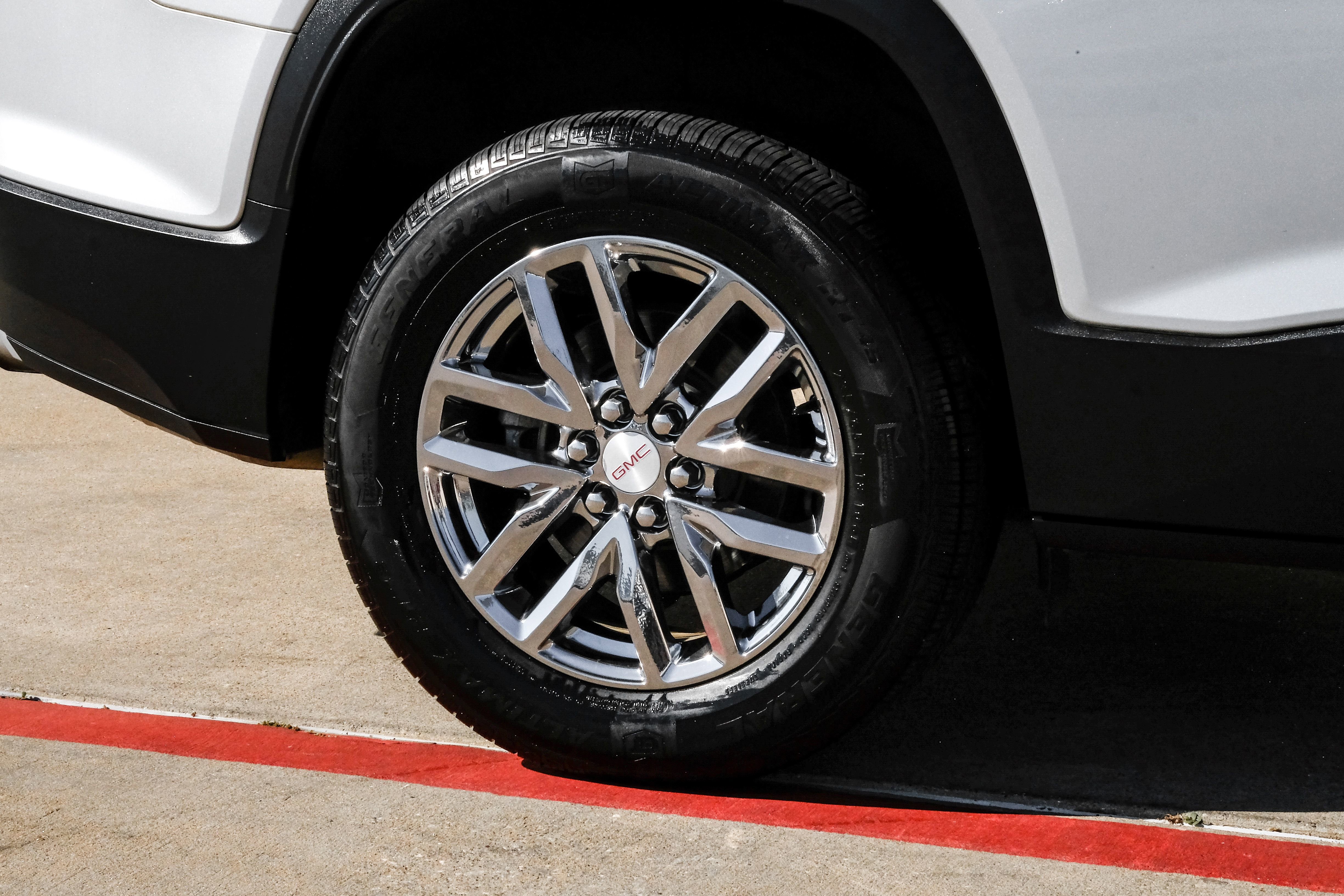 Used 2018 GMC Acadia SLT FWD image 53