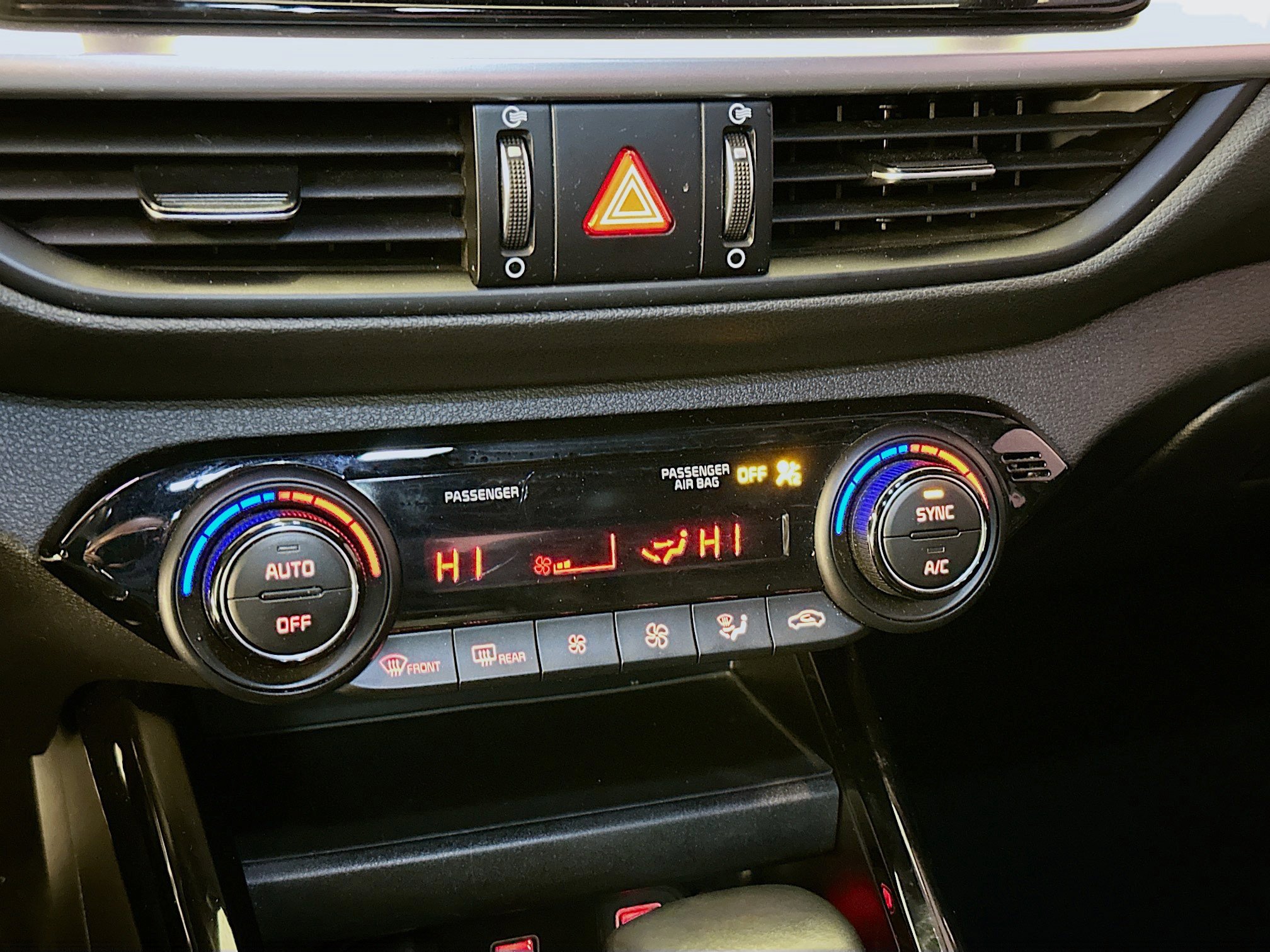 Used 2022 Kia Forte GT-Line image 24