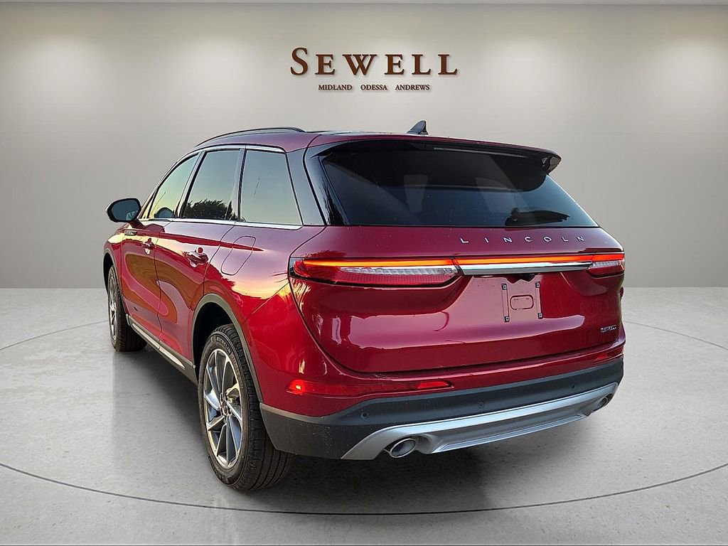 New 2026 Lincoln Corsair Premiere FWD image 3