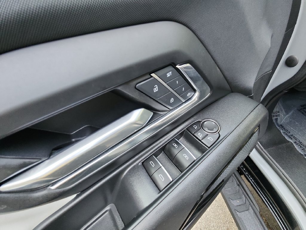 Certified 2025 Chevrolet Silverado EV RST AWD/4WD image 38