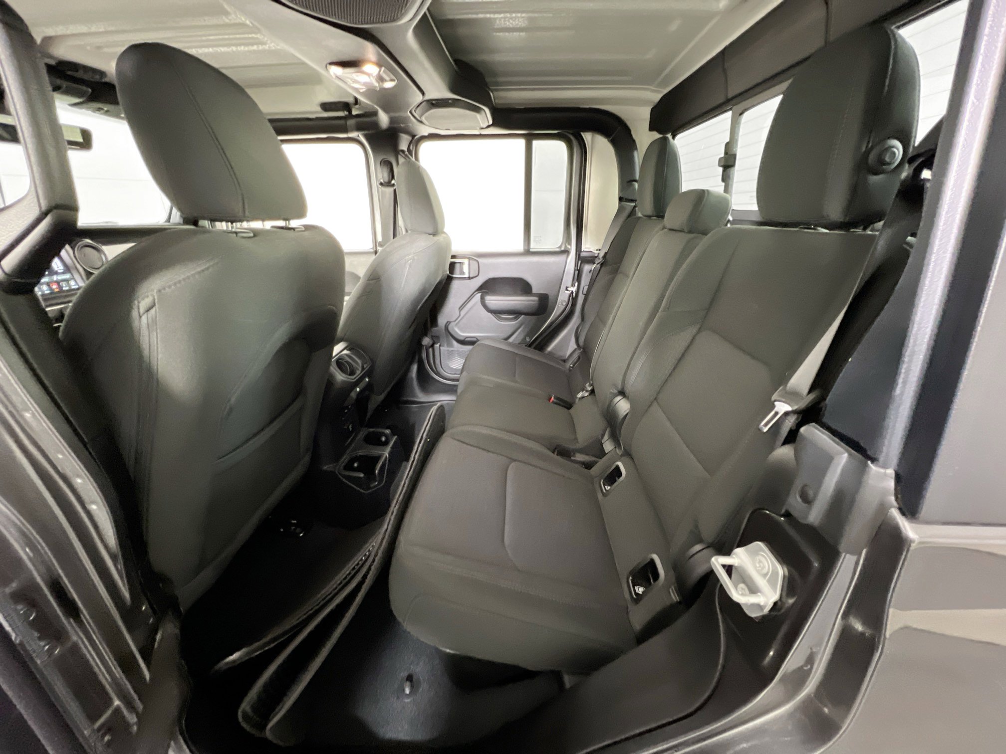 Used 2022 Jeep Gladiator Sport image 24