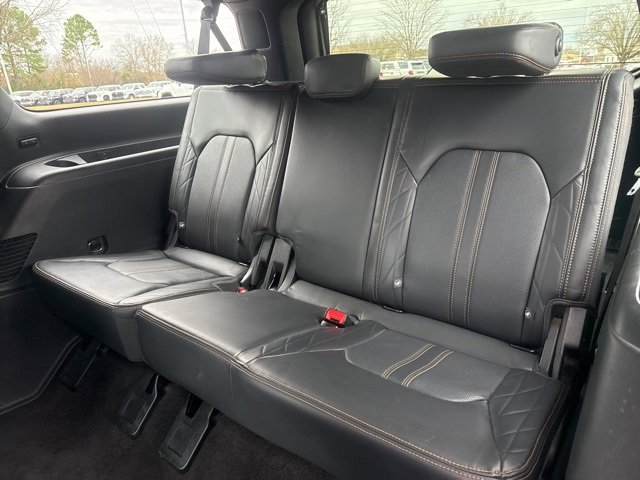 Used 2022 Ford Expedition Max Platinum image 11