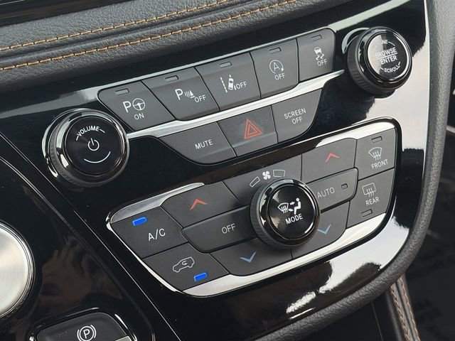 Used 2022 Chrysler Pacifica Pinnacle image 31