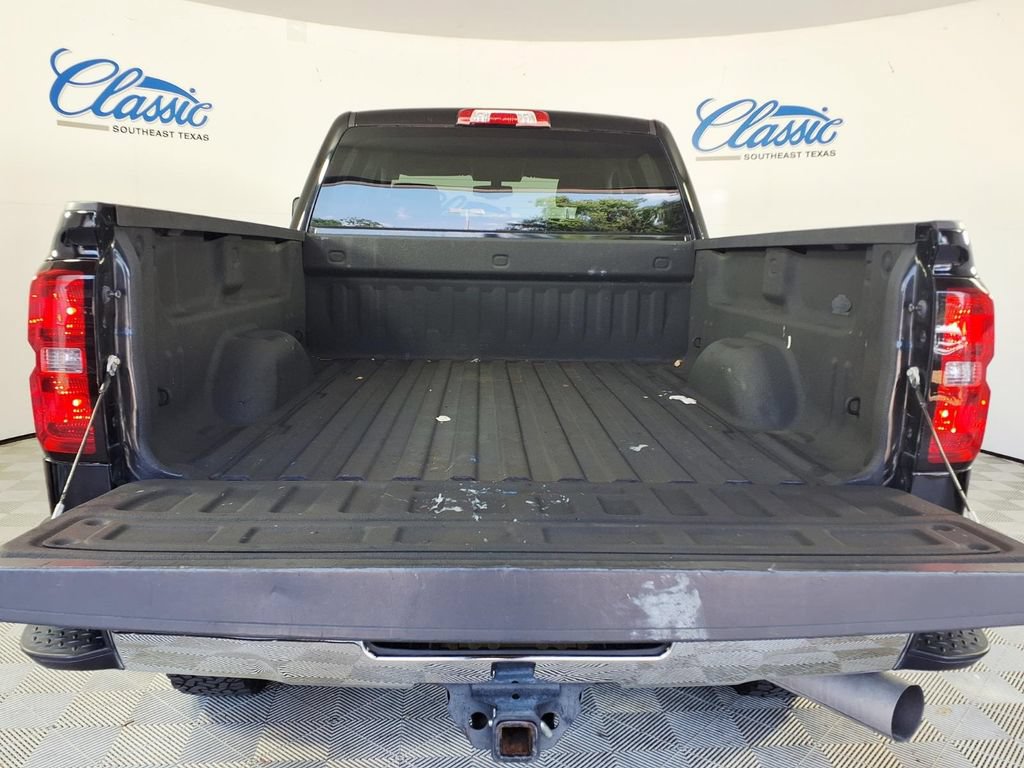 Used 2015 Chevrolet Silverado 2500 LT AWD/4WD image 8