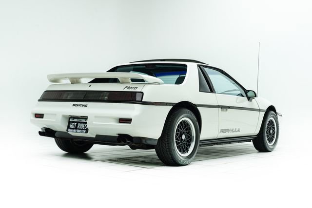 Used 1988 Pontiac Fiero image 14
