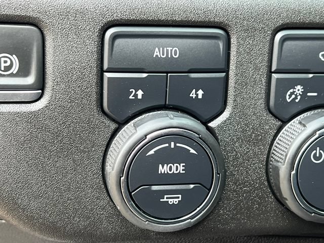 Used 2024 Chevrolet Silverado 1500 LT AWD/4WD image 21