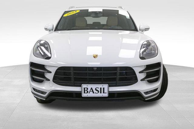 Used 2018 Porsche Macan Turbo image 3
