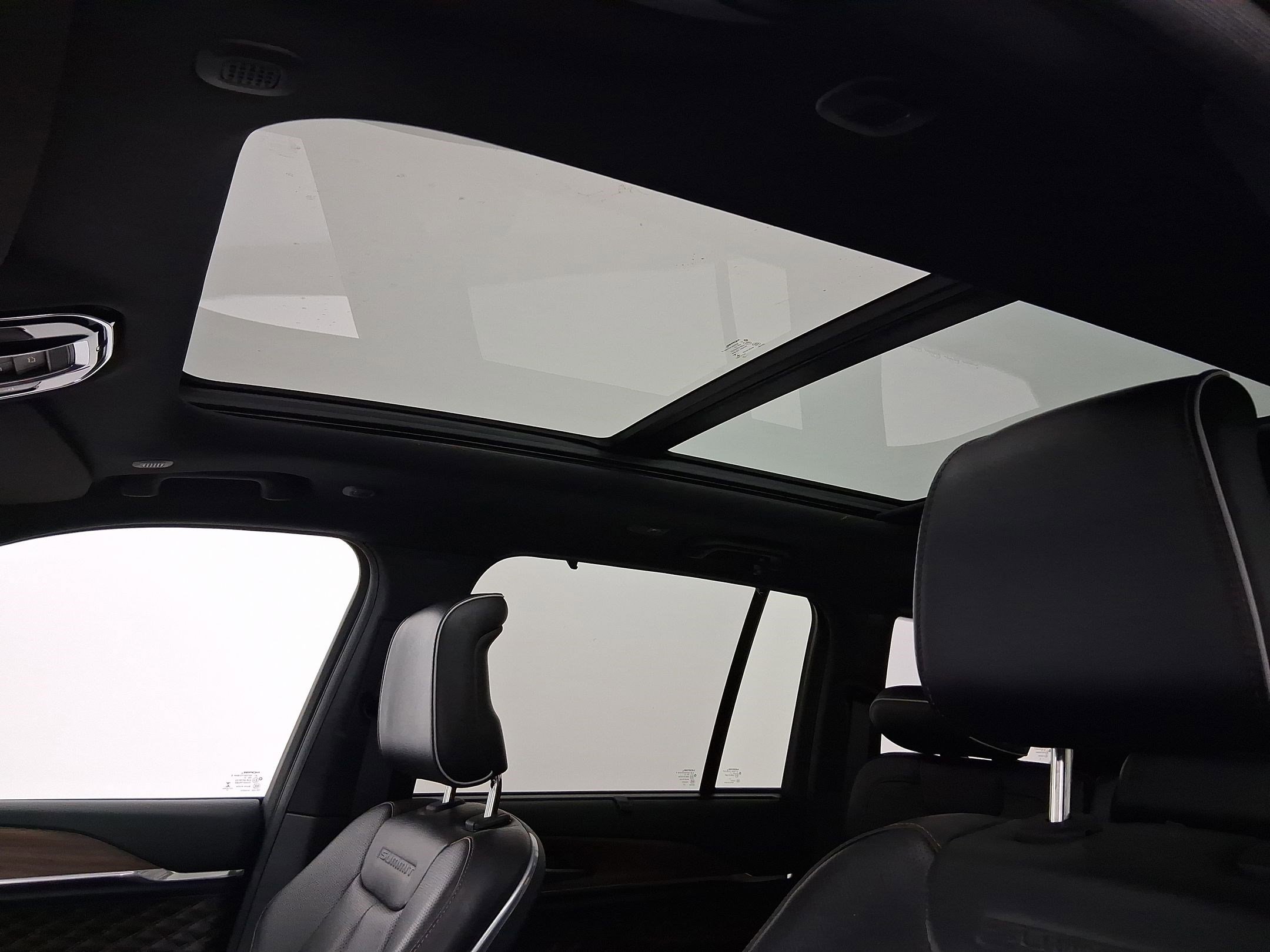 Used 2022 Jeep Grand Cherokee Summit w/ Adv Protech Group IV image 14