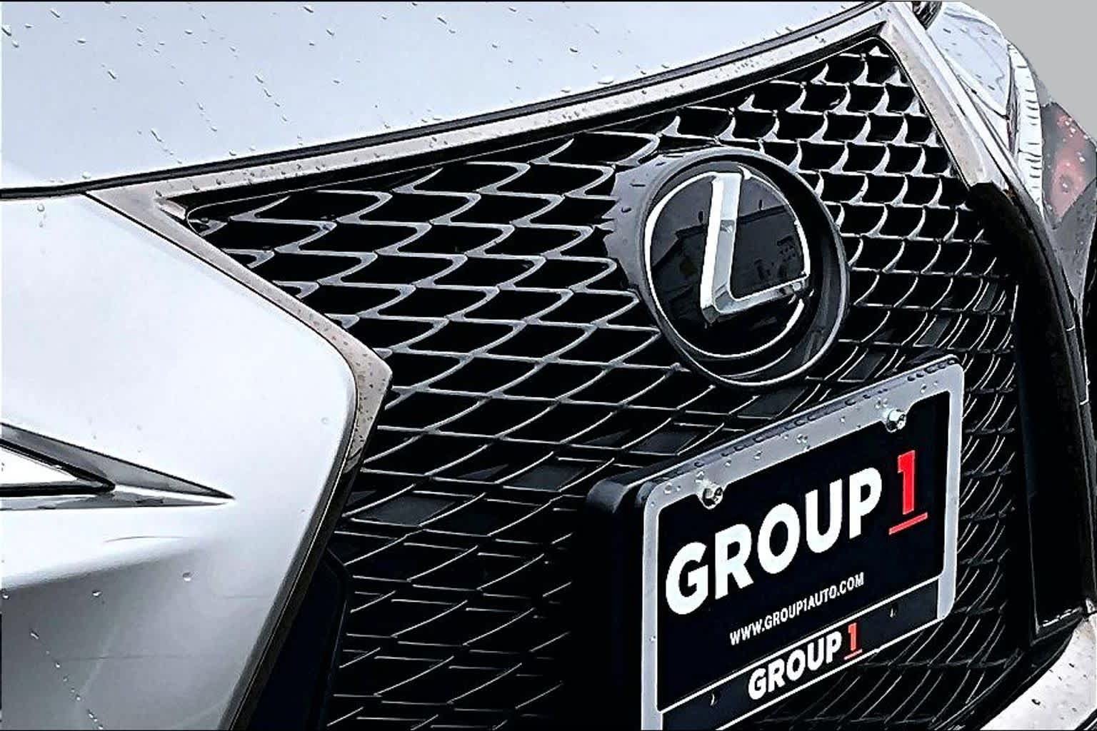 Used 2019 Lexus IS 300 F Sport w/ F Sport Package AWD/4WD image 30