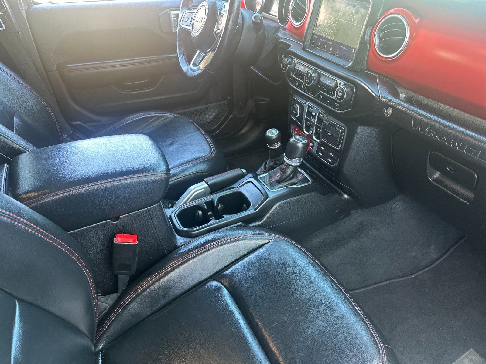 Used 2019 Jeep Wrangler Unlimited Rubicon w/ Dual Top Group image 17