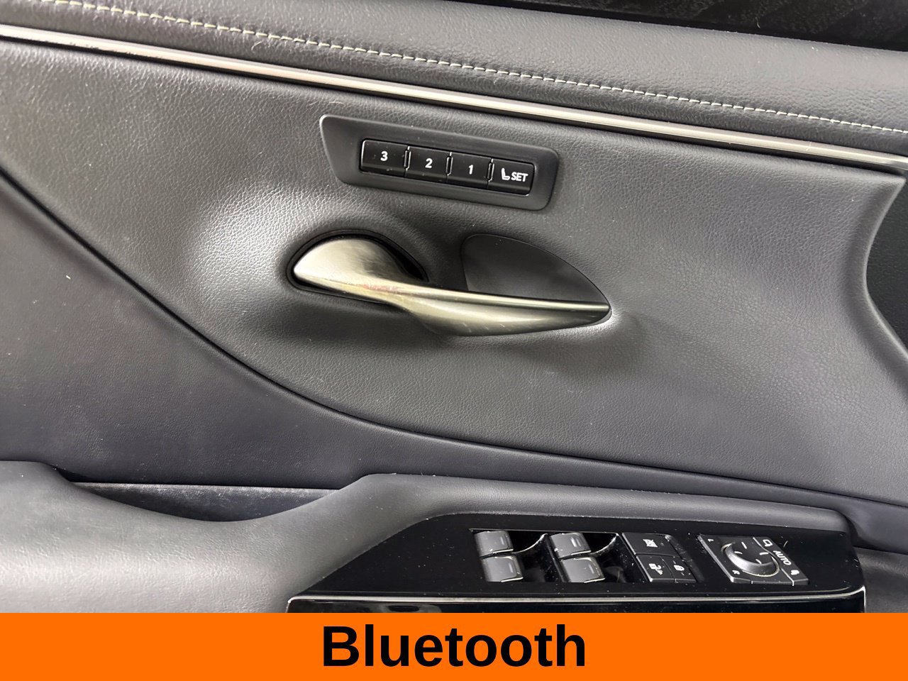 Used 2024 Lexus ES 350 w/ Premium Package FWD image 12