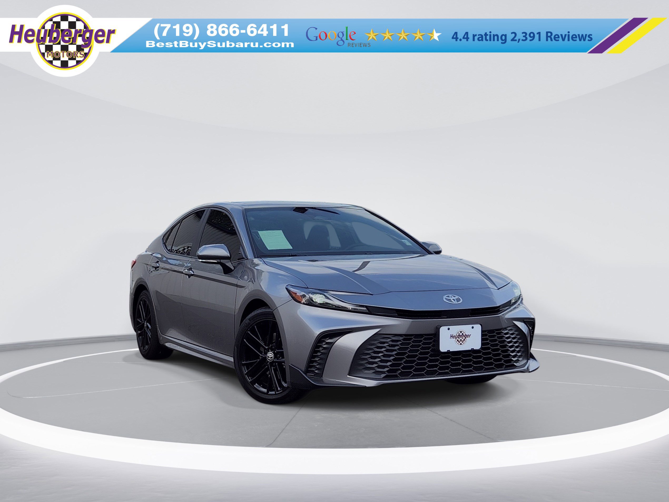 Used 2025 Toyota Camry SE w/ Convenience Package FWD image 1