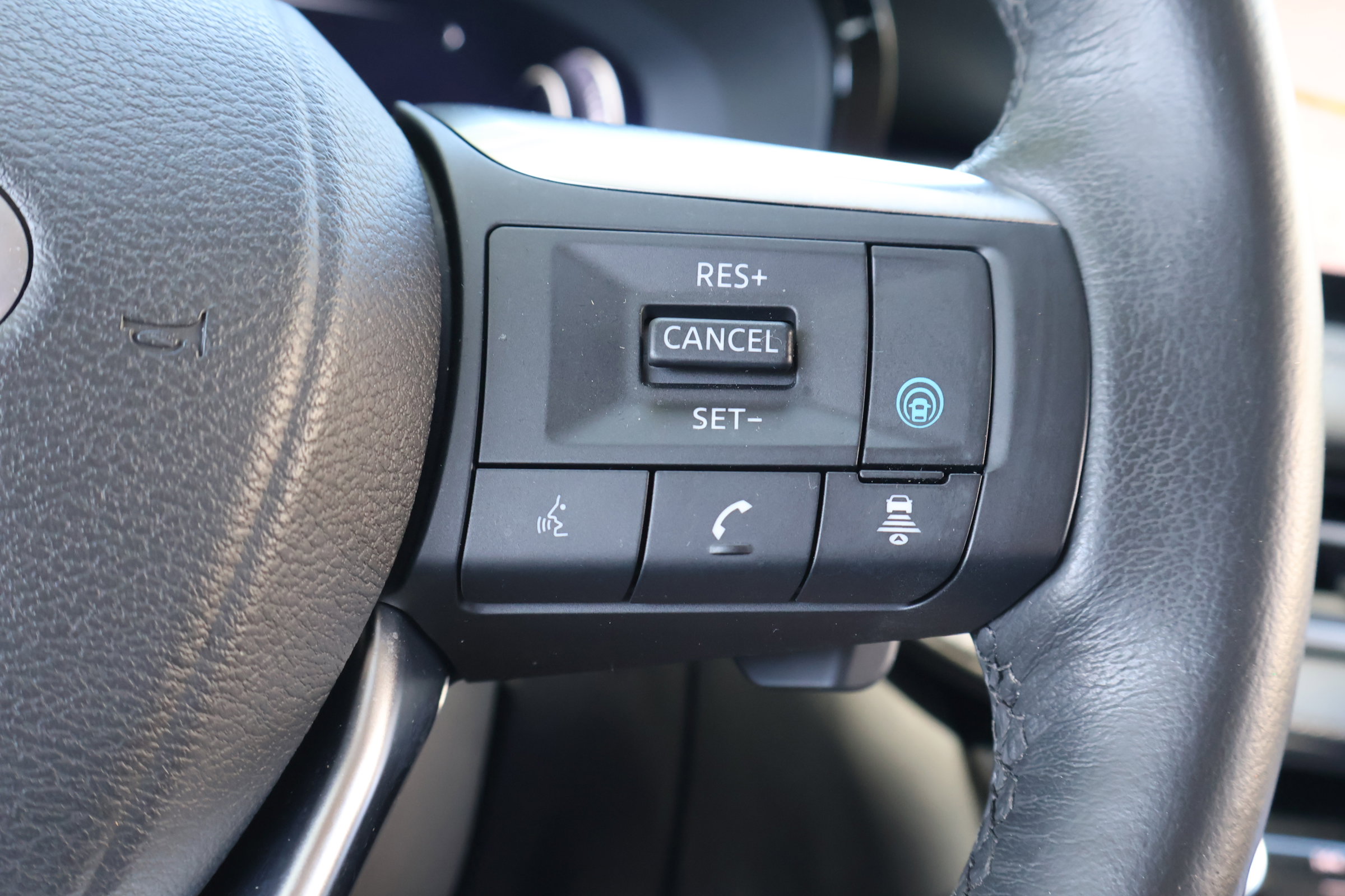 Certified 2024 INFINITI QX60 Luxe image 27