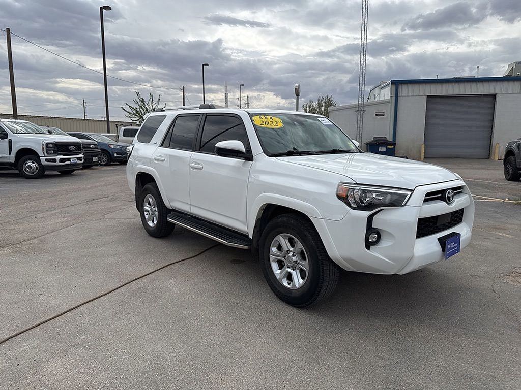 Used 2022 Toyota 4Runner SR5 image 7