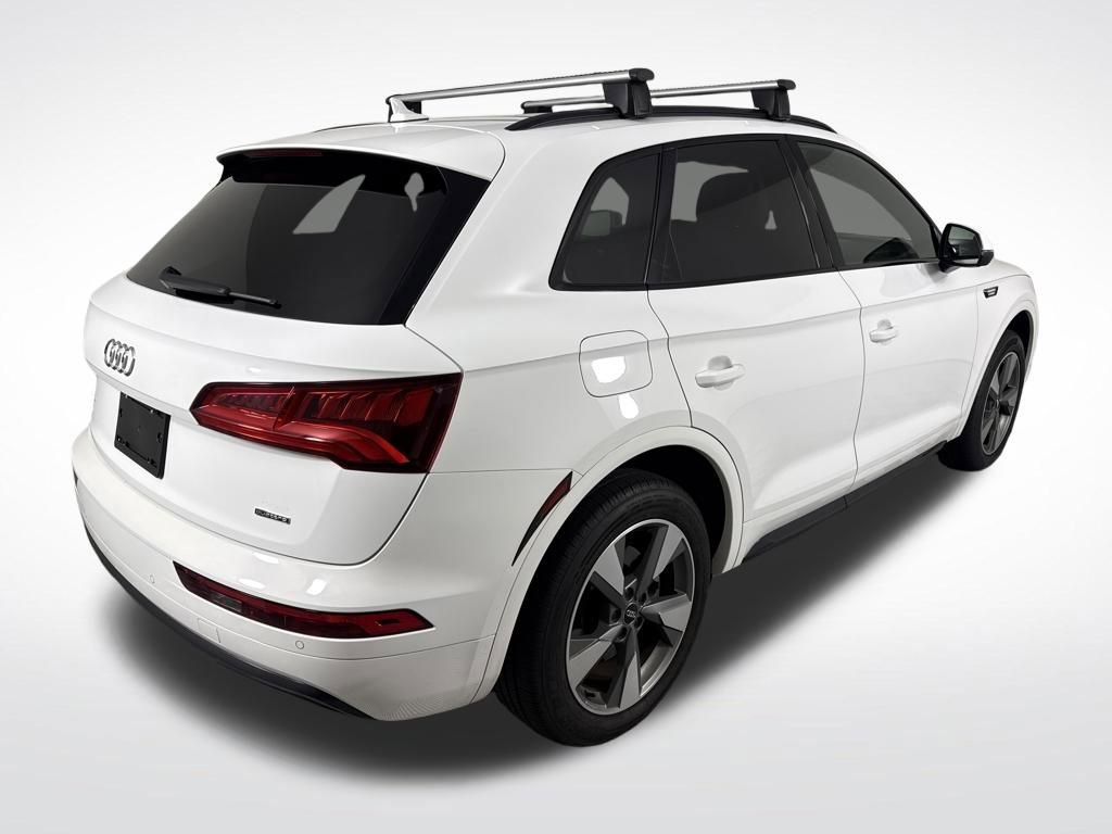 Used 2020 Audi Q5 2.0T Premium w/ Titanium Sport Package image 3