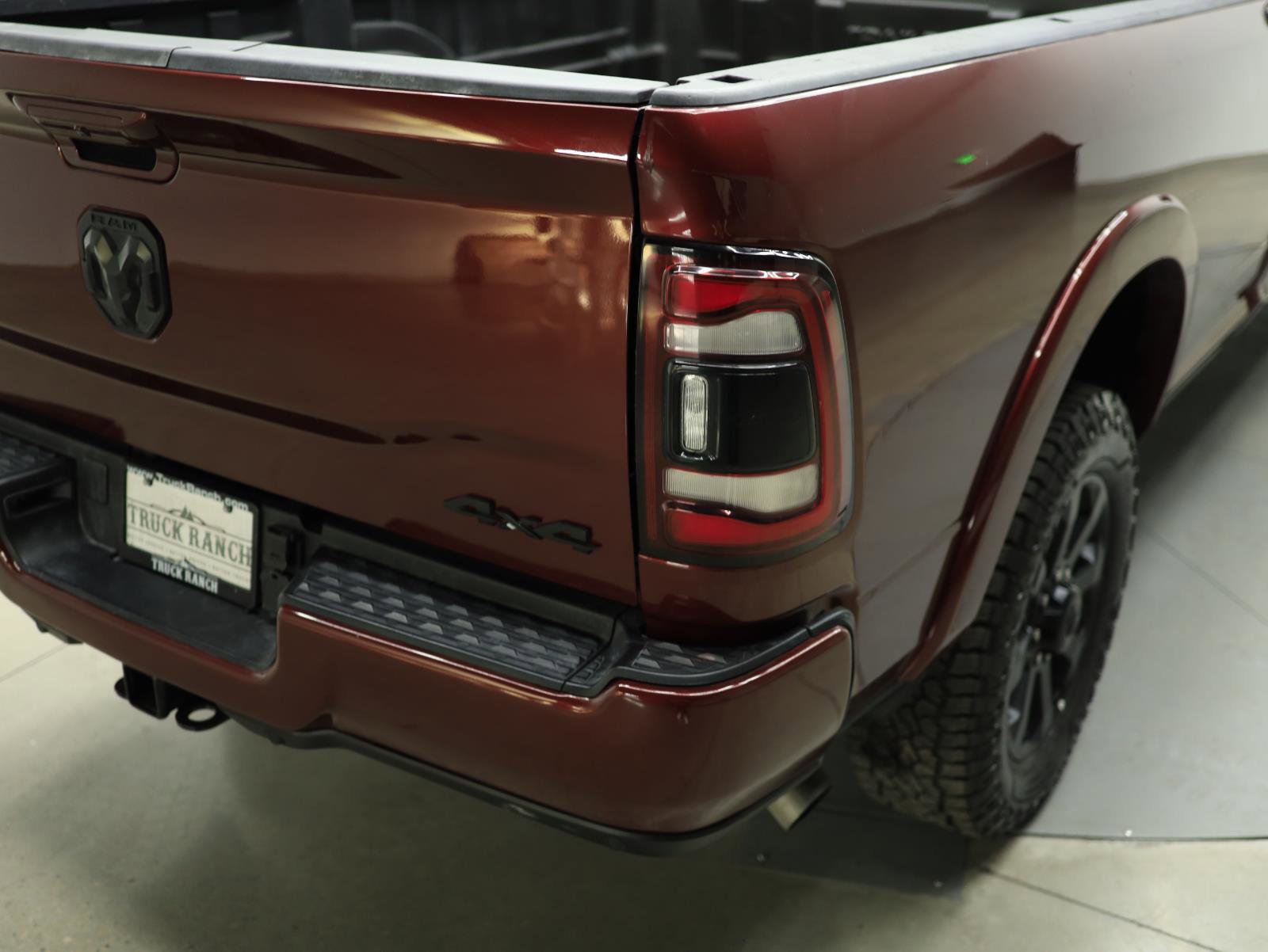 Used 2022 RAM 3500 Laramie w/ Night Edition image 12