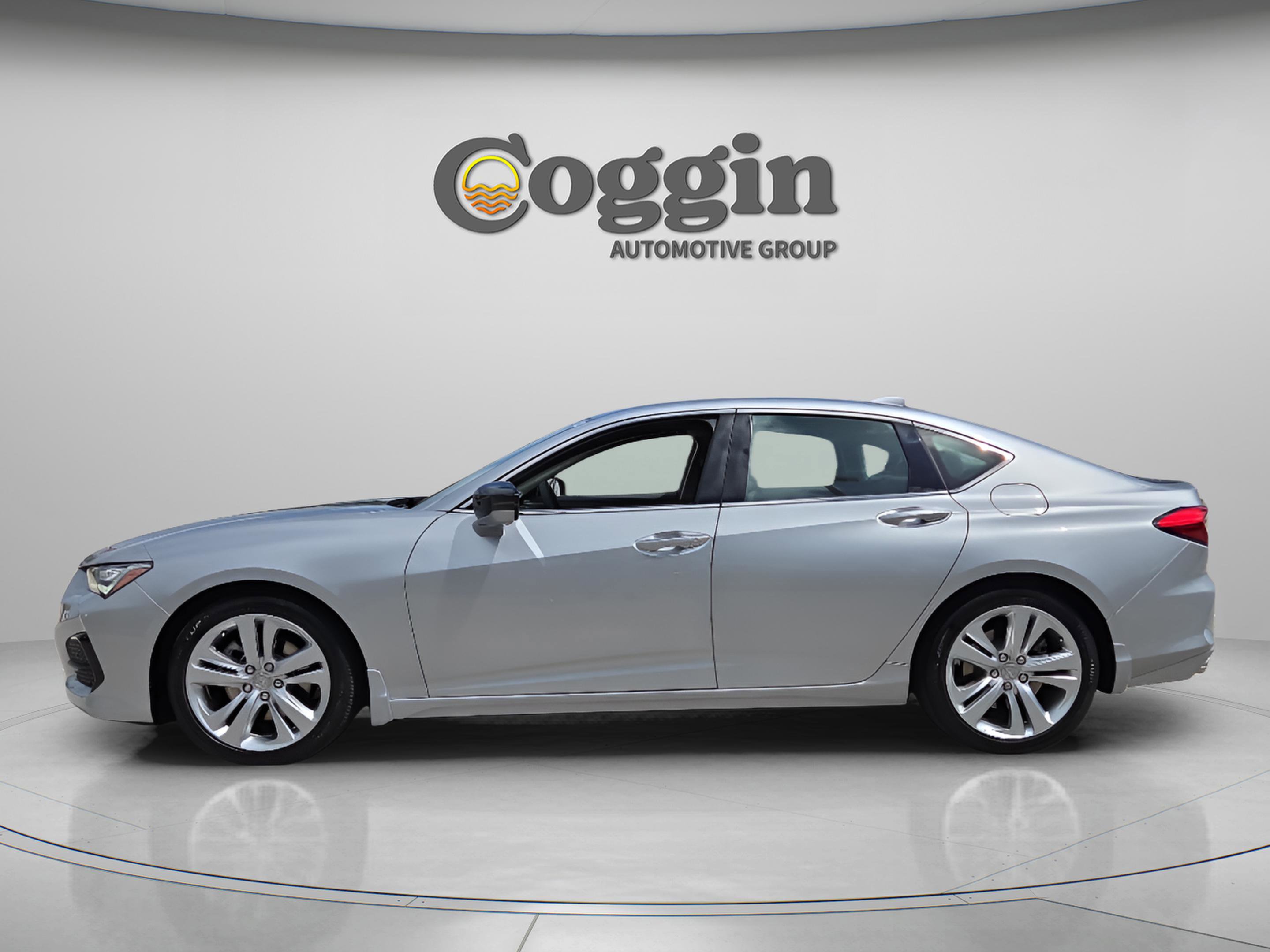 Used 2023 Acura TLX w/ Technology Package FWD image 2