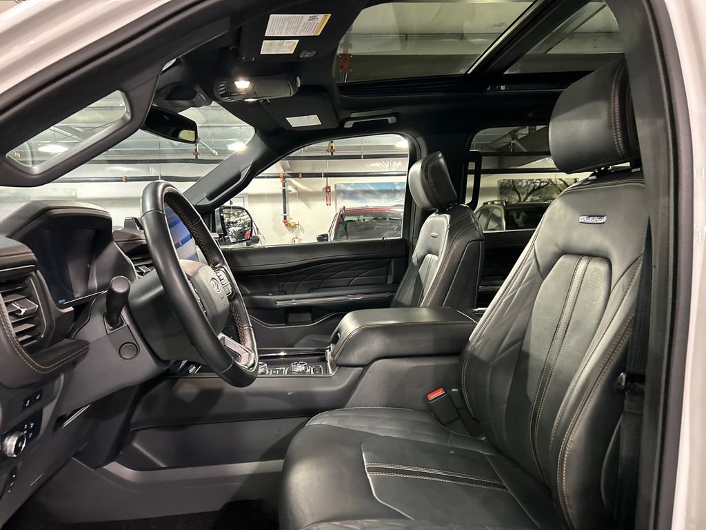 Used 2023 Ford Expedition Platinum AWD/4WD image 10