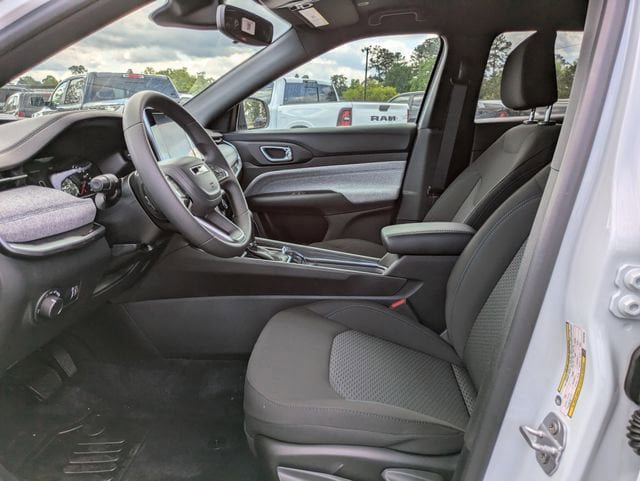 New 2025 Jeep Compass Sport AWD/4WD image 21