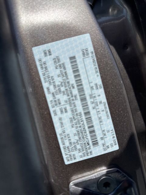 Used 2019 Lincoln MKC Premiere FWD image 12