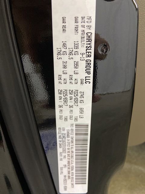 Used 2014 Chrysler Town & Country Touring FWD image 62