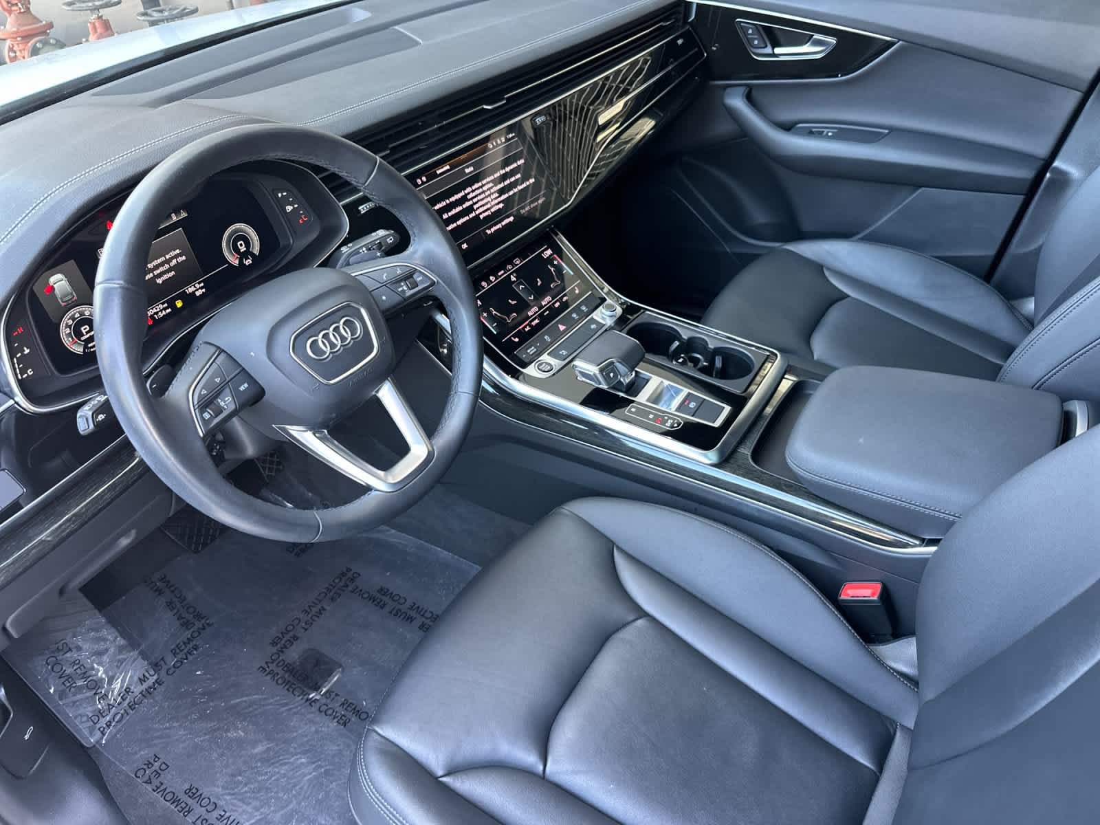Used 2023 Audi Q7 3.0T Premium w/ Convenience Package AWD/4WD image 11