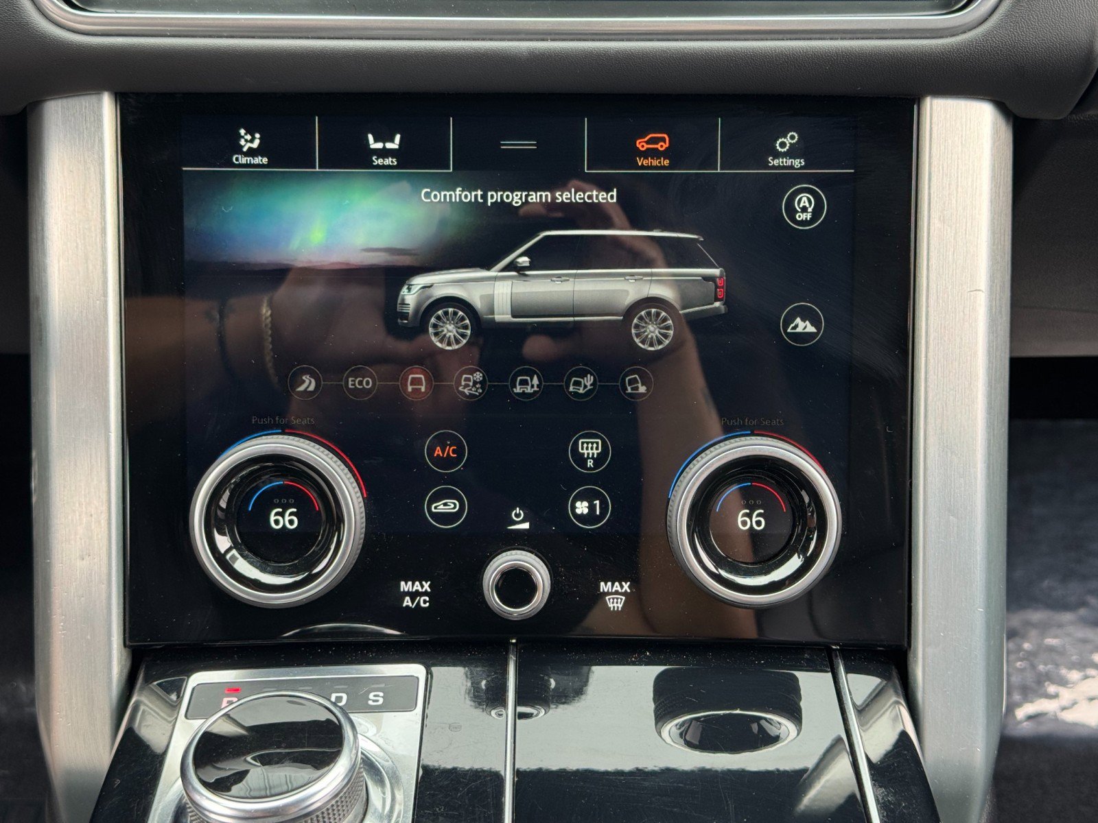 Used 2021 Land Rover Range Rover P525 Westminster Edition image 35