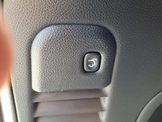 Used 2021 Jeep Grand Cherokee Altitude AWD/4WD image 9
