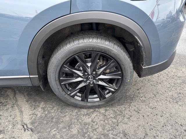 Certified 2022 MAZDA CX-5 Carbon Edition image 27