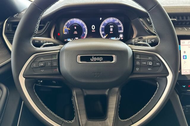 New 2026 Jeep Grand Cherokee Limited AWD/4WD image 21