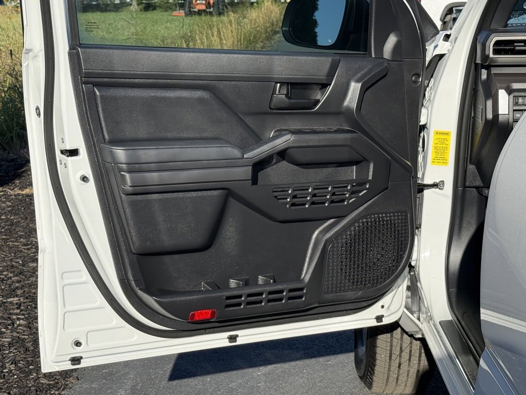 Used 2024 Toyota Tacoma SR5 image 10