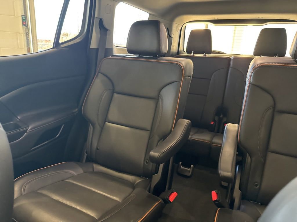 Used 2023 GMC Acadia AT4 w/ Preferred Package image 14