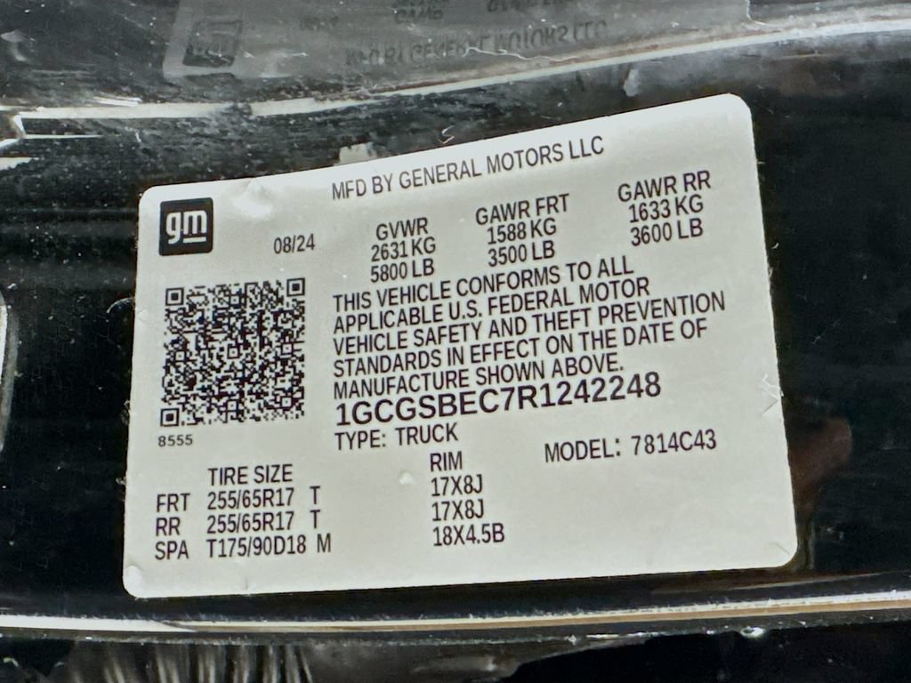 Used 2024 Chevrolet Colorado W/T RWD image 20