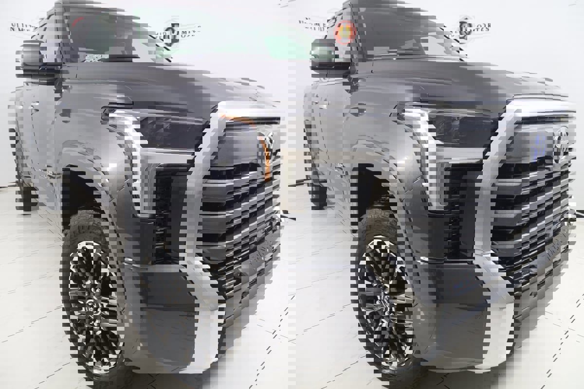Used 2023 Toyota Tundra Limited image 15