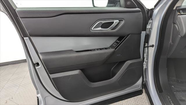 Used 2024 Land Rover Range Rover Velar S image 8