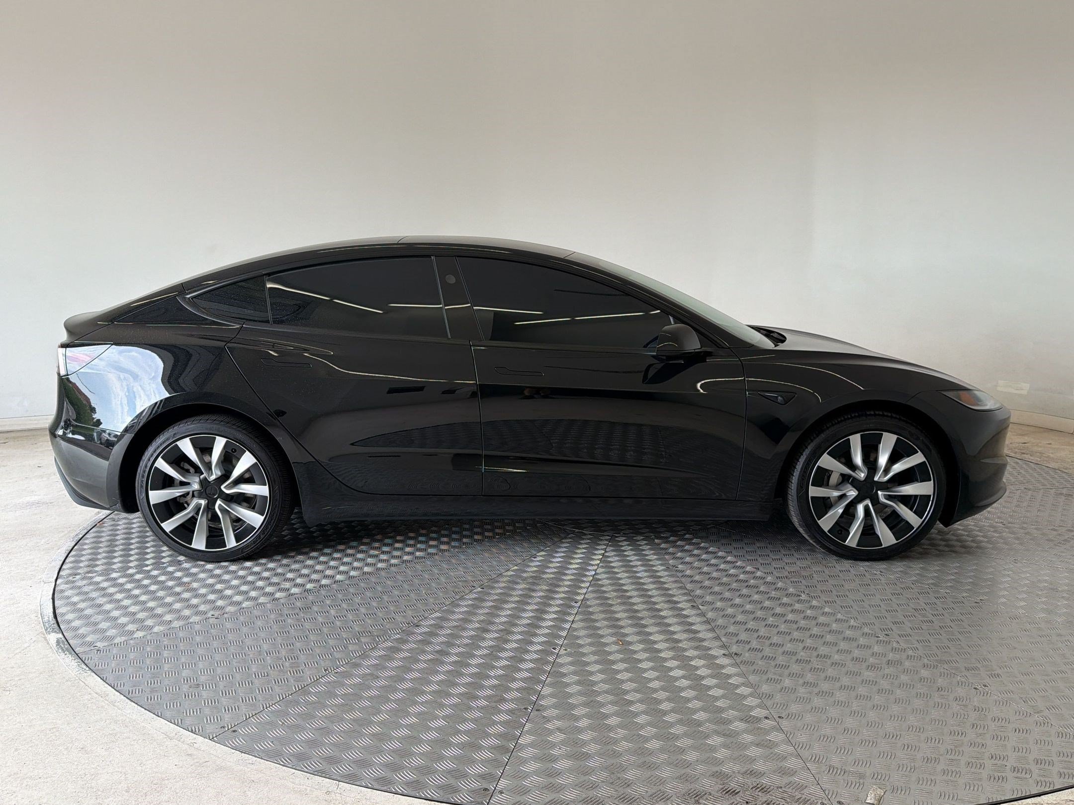 Used 2026 Tesla Model 3 RWD image 8
