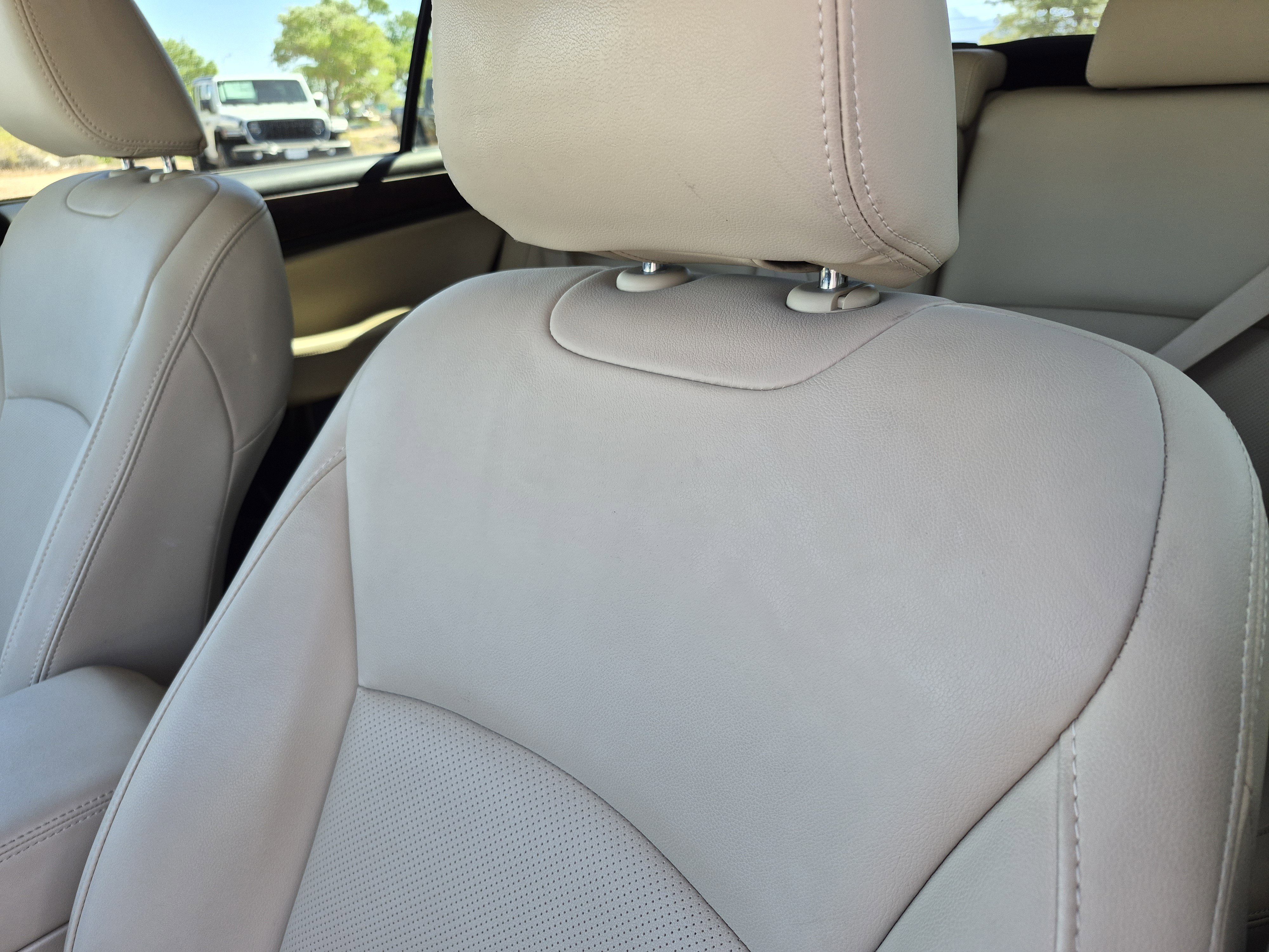 Used 2016 Subaru Outback 2.5i Limited AWD/4WD image 27