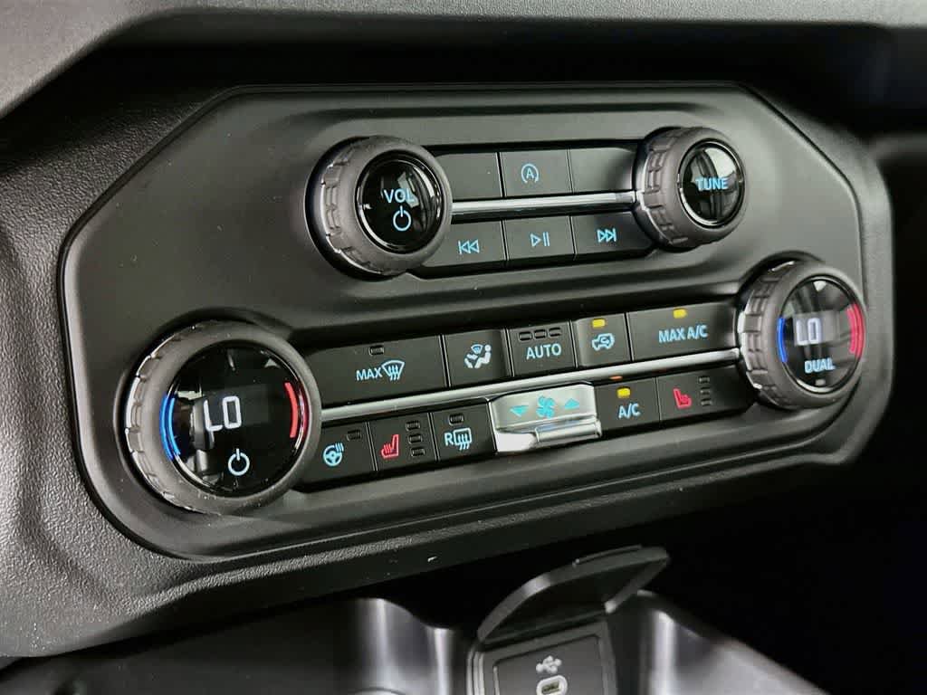 New 2026 Ford Bronco Outer Banks AWD/4WD image 18